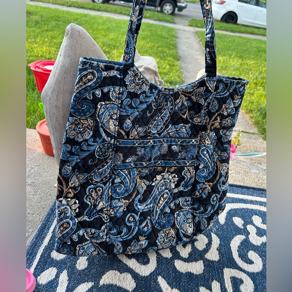 NWOT Vera Bradley Paisley Tote Bag - Blue and Tan